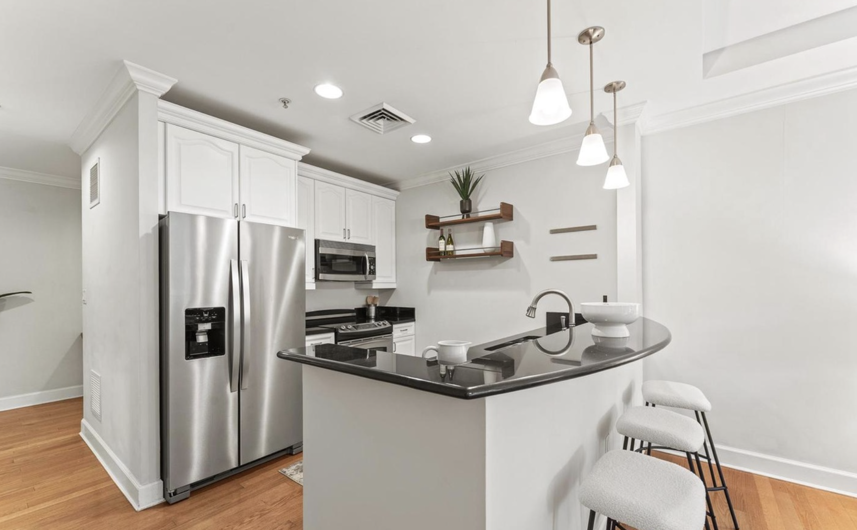 401 13th St NE, District Of Columbia 20002, 1 Bedroom Bedrooms, ,1 BathroomBathrooms,Apartment,Active Listings,13th St,1043